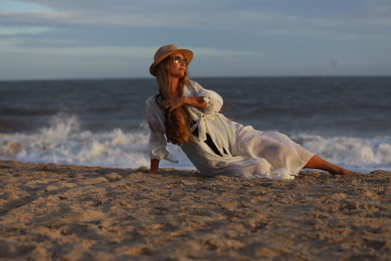 Bata Larga Gasa "Born to Be"