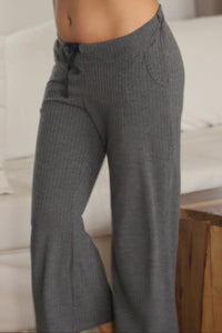 Set (2p) Camiseta y Pantalon "Essential Dark Grey"