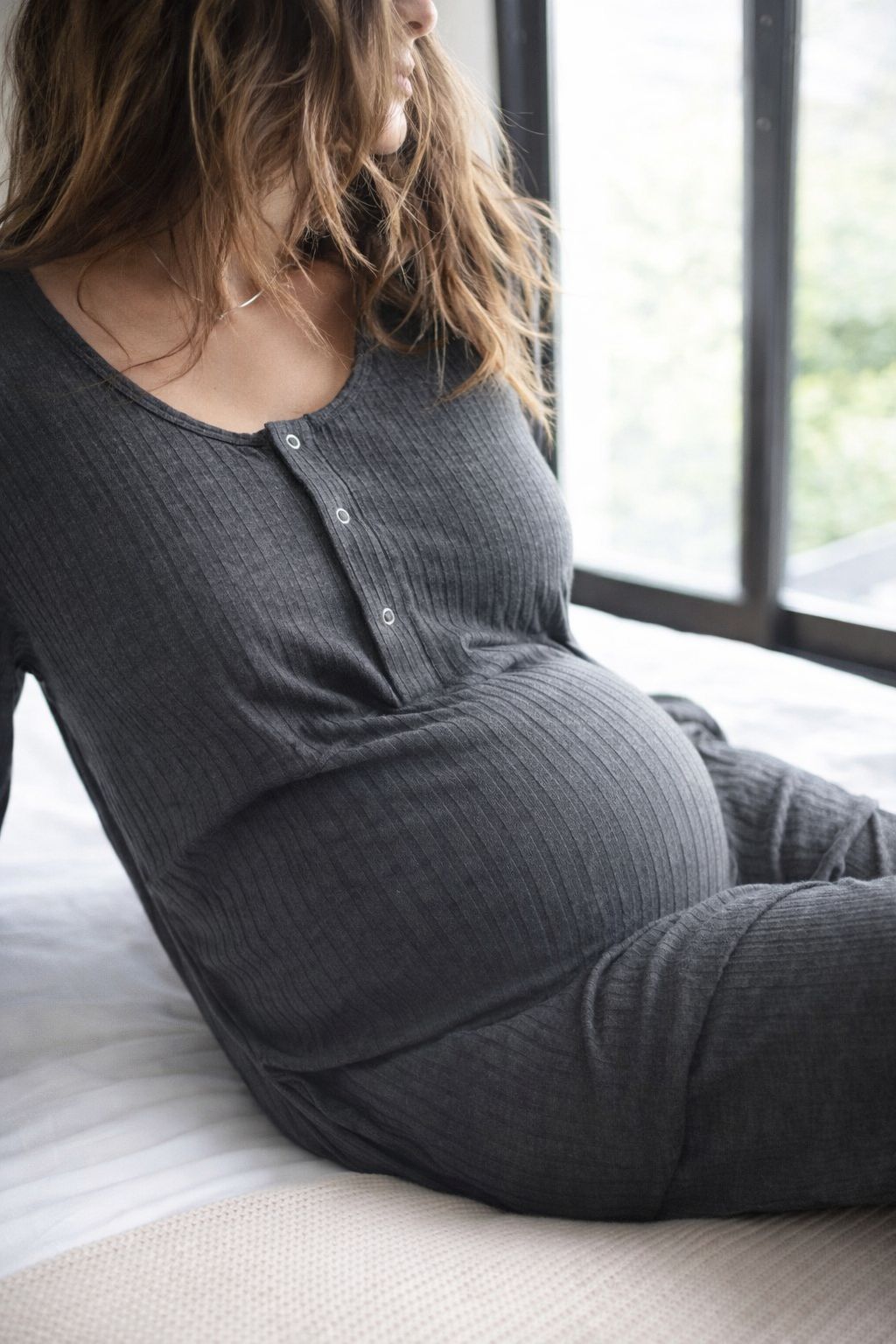 Set (2p) Camiseta y Pantalón "Essential Dark Gray"