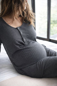 Set (2p) Camiseta y Pantalón "Essential Dark Gray"