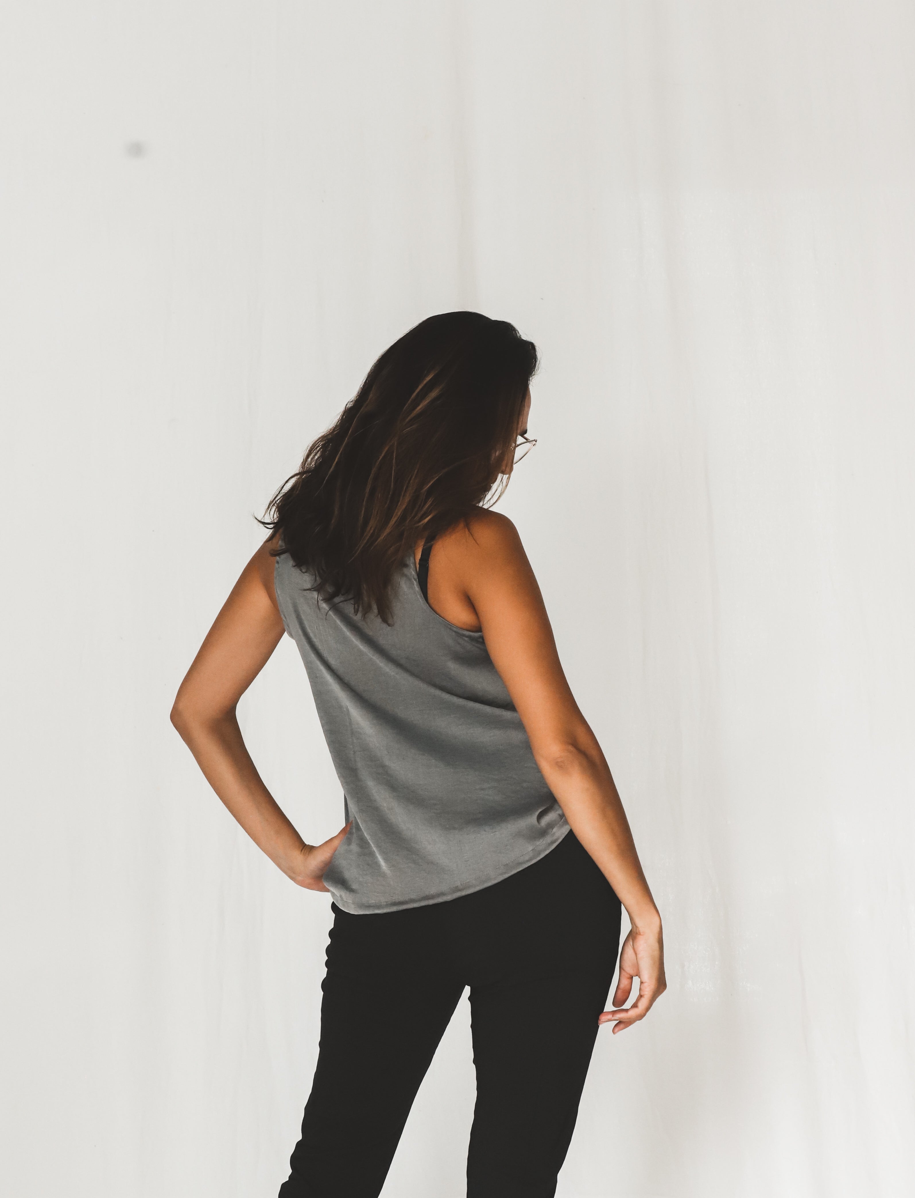 Musculosa Satén Gris Paris "New Mom"